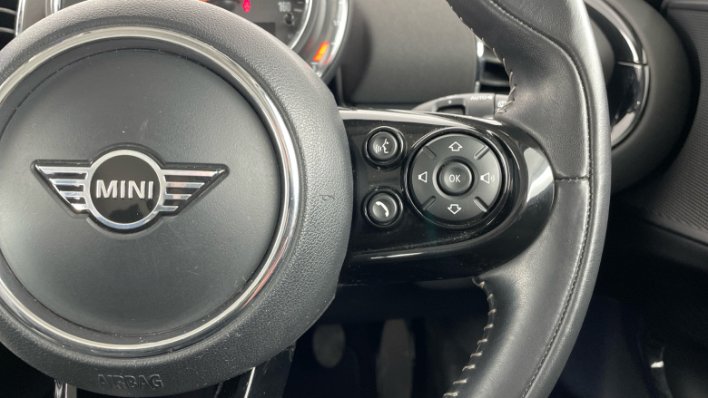 MINI Clubman 1.5 Cooper Exclusive 6dr Petrol Estate